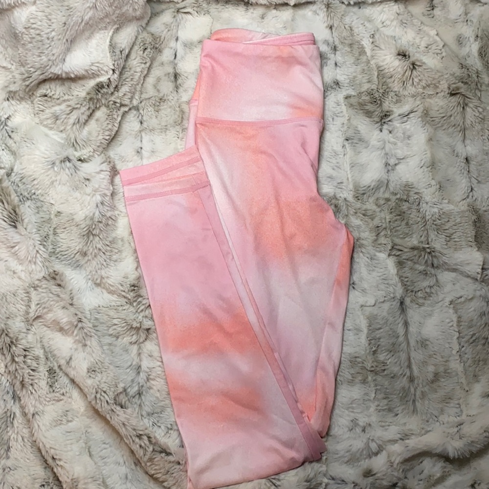Francesca’s Pink Ombré Leggings